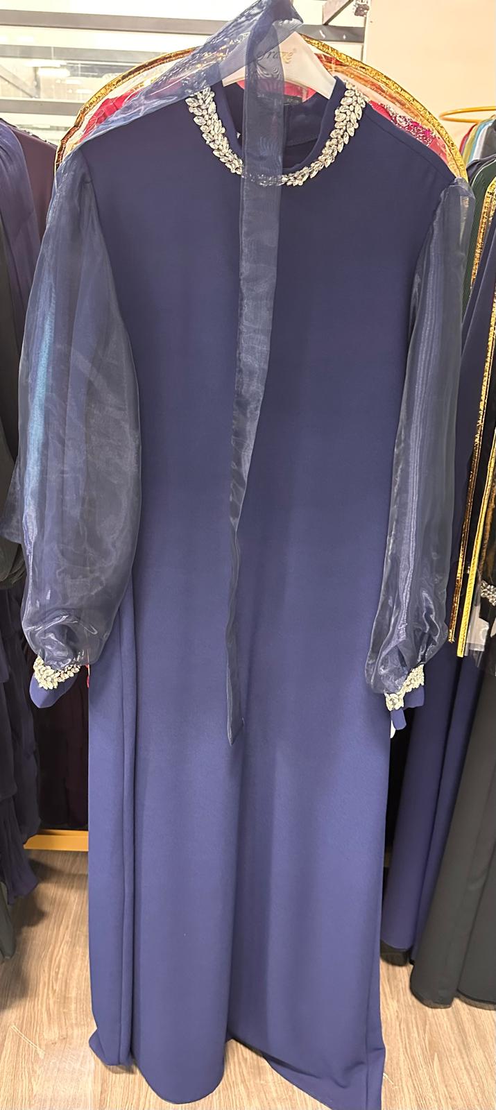 Elegant Evening Dress with Stone Detailing - Image 4