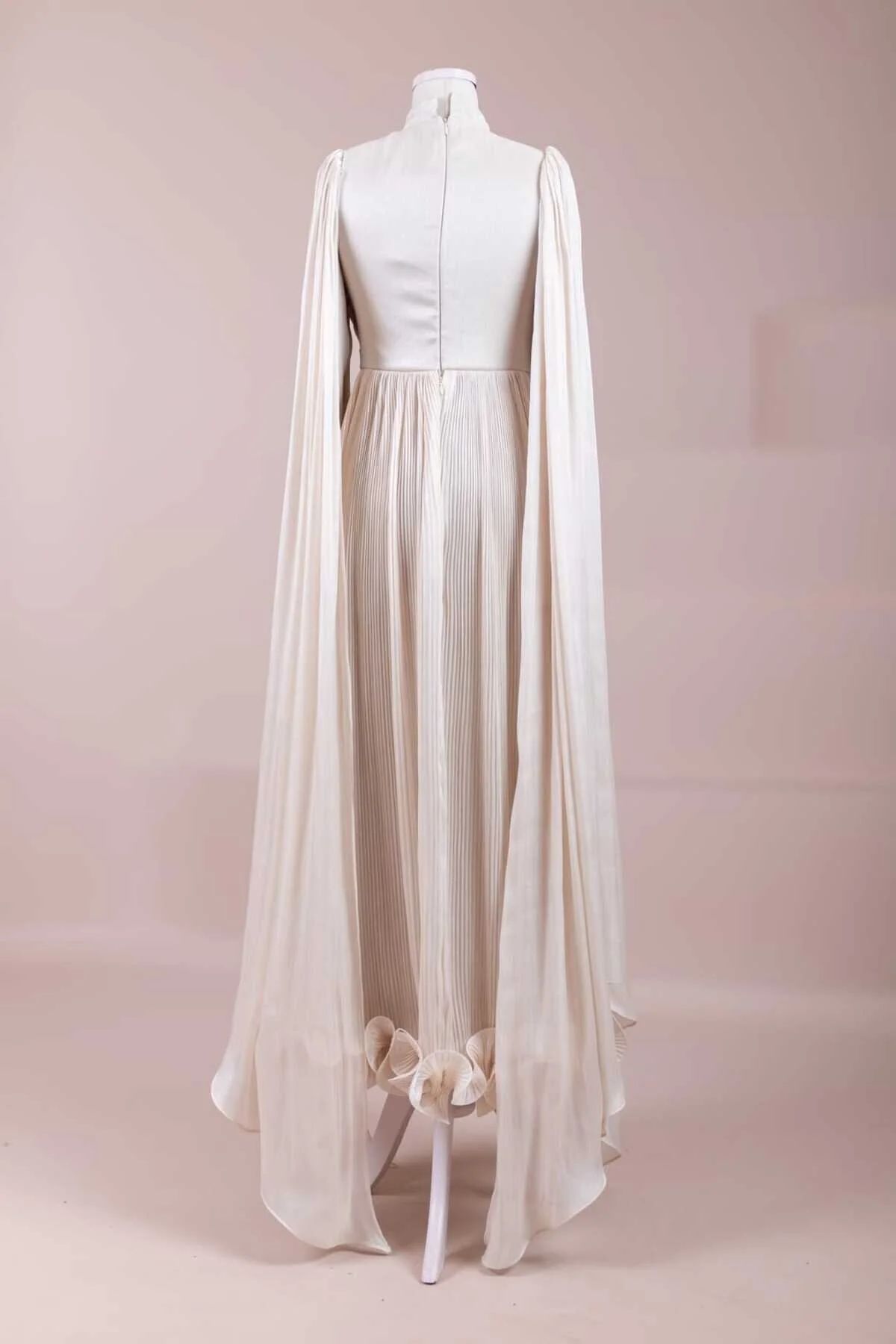Elegance Pleated Gown – Cream Luxury Edition - Image 7