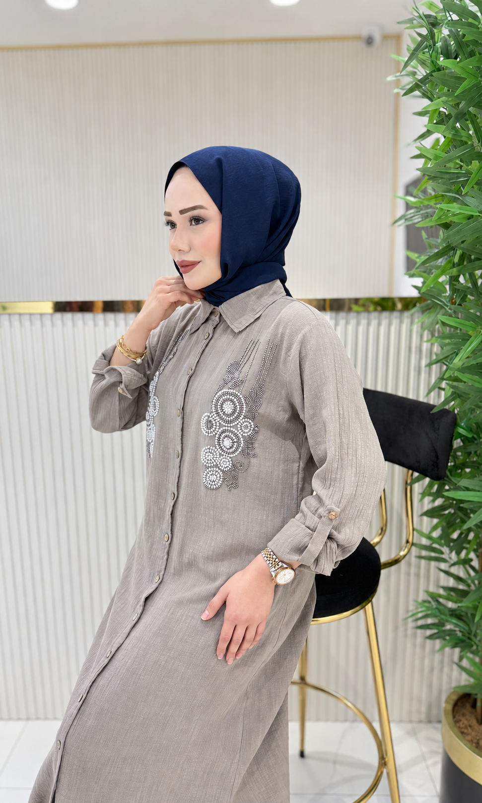 Embroidered Linen Two Piece Set - Image 4