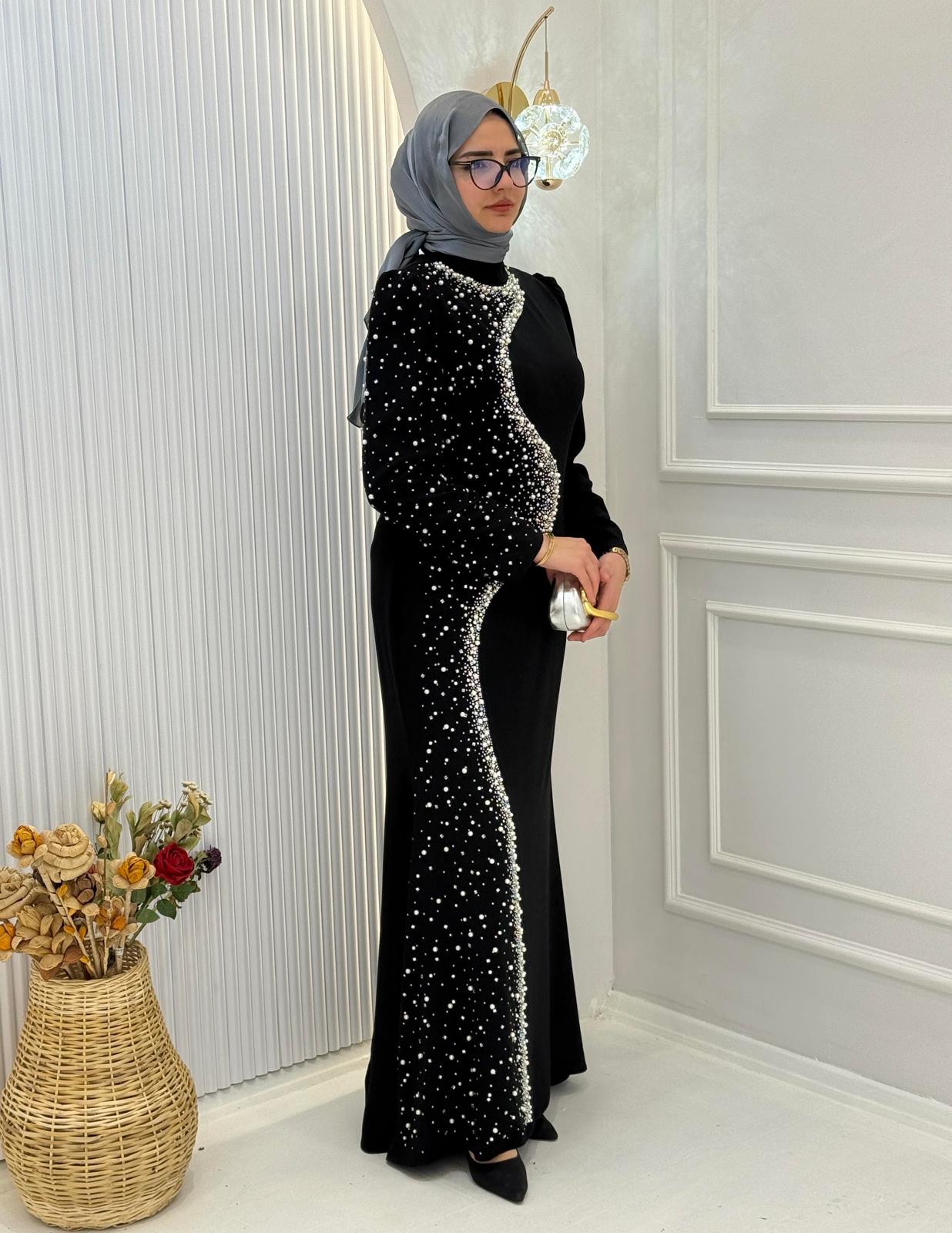 Pearl Elegance Evening Gown - Image 2