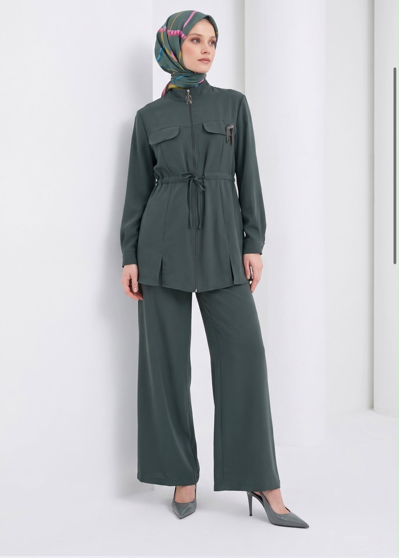 Luna Zip-Front Modest Two-Piece Set - Image 4