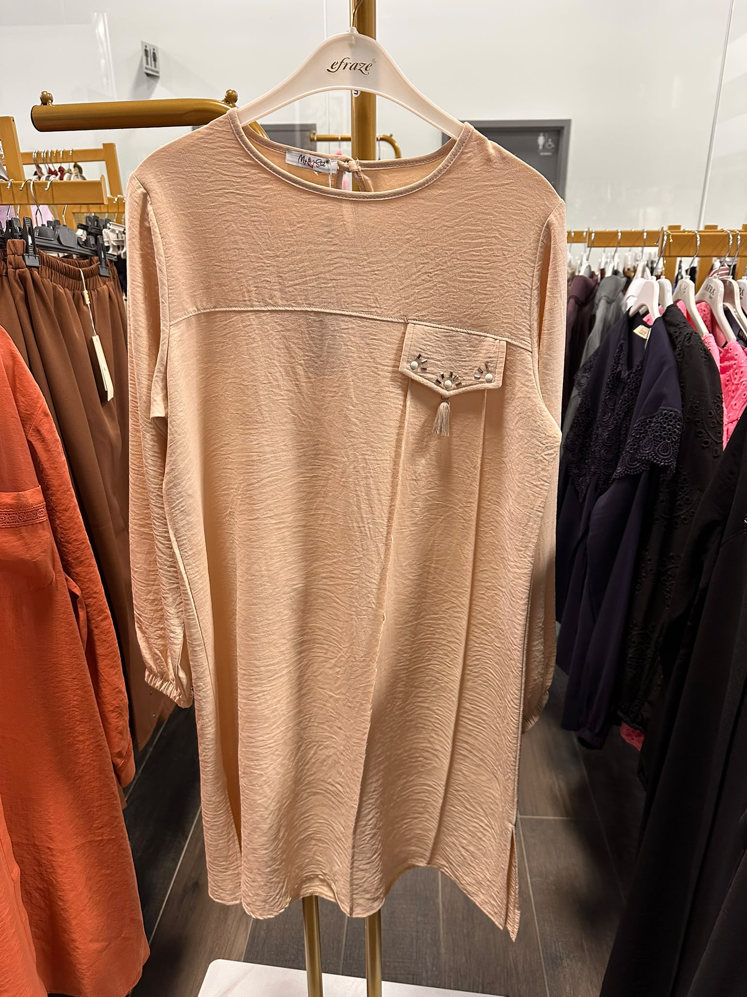 Elegant Ayrobin Modest Tunic - Image 8