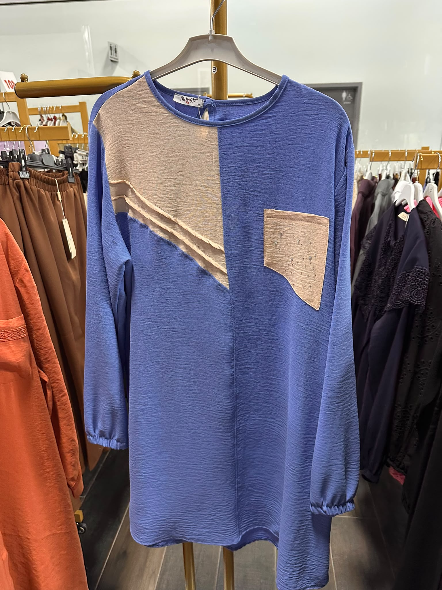 Elegant Ayrobin Modest Tunic - Image 9