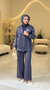 Navy Blue Luxury Gabardine 2-Piece Set with Zip Jacket & Elastic Waist Pants - Nuss - Image 2
