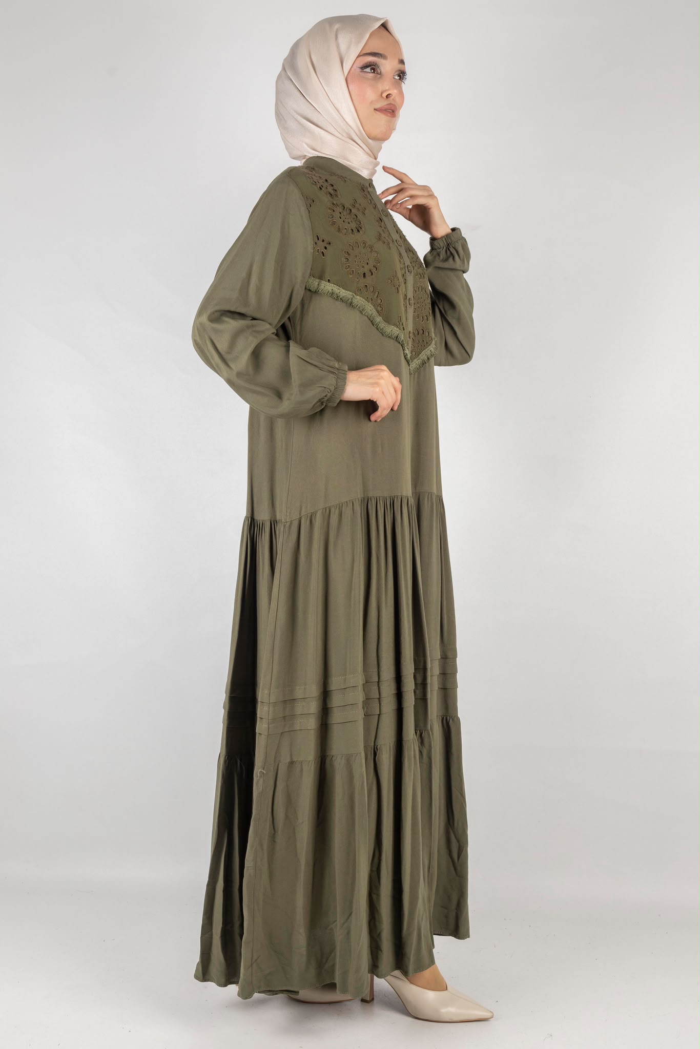 Embroidered Detail Viscose Maxi Dress - Image 2