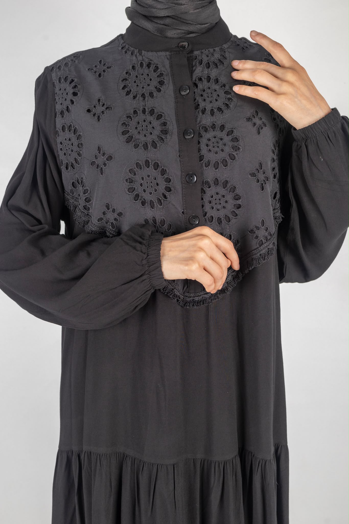 Embroidered Detail Viscose Maxi Dress - Image 7