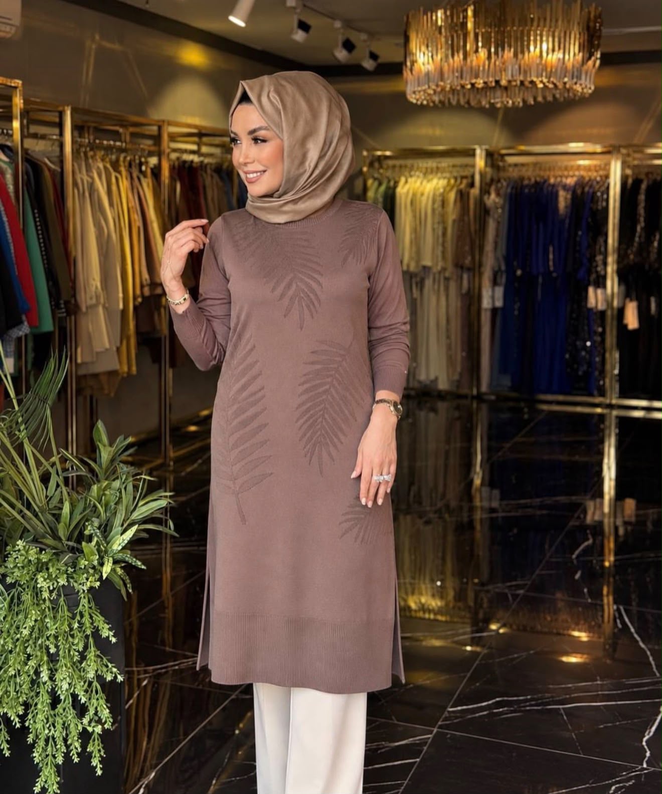 Armine Leaf Pattern Long Knit Tunic - Image 2